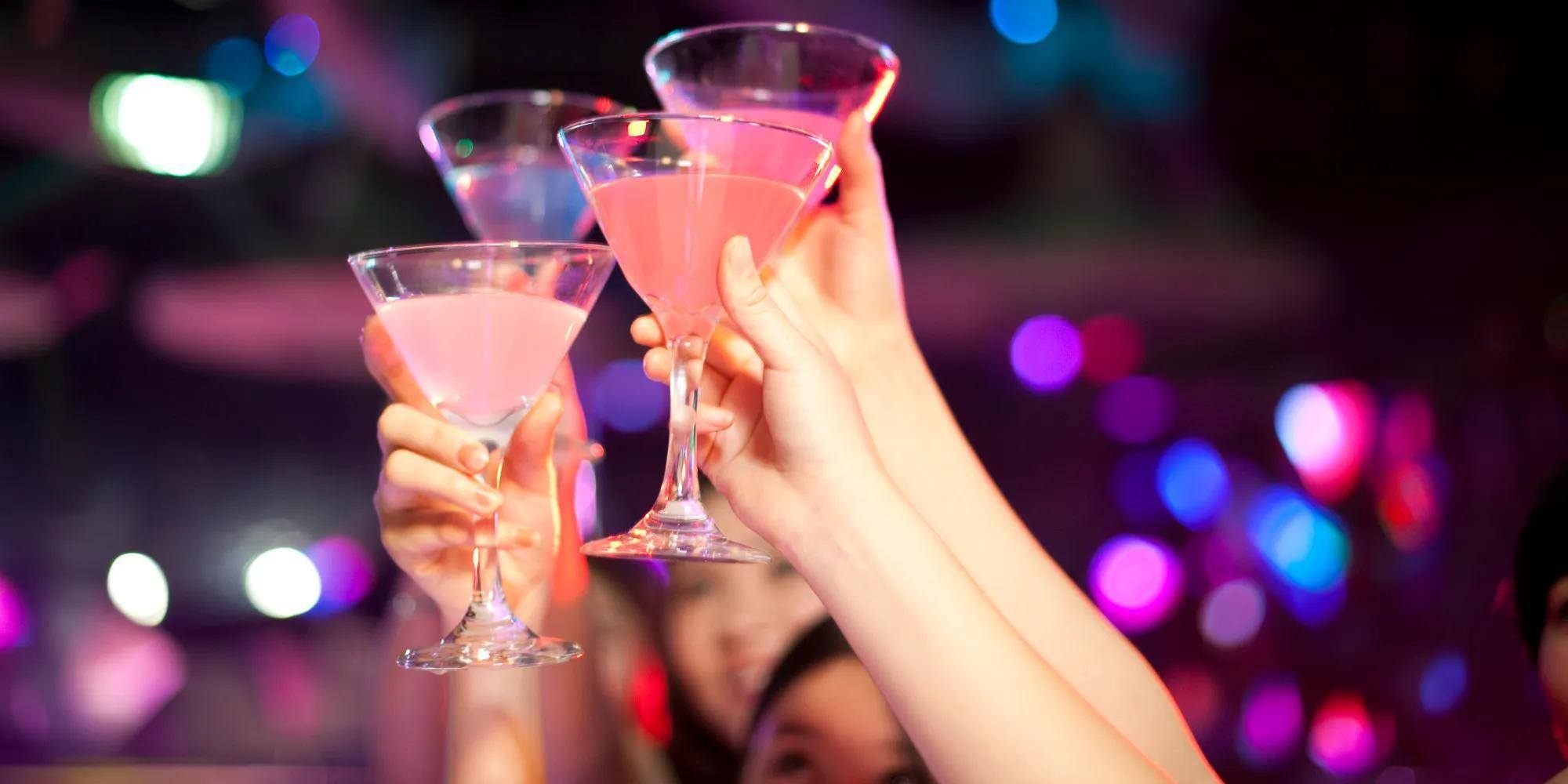 LuxeriaEvents - Koktél, zene és hangulat